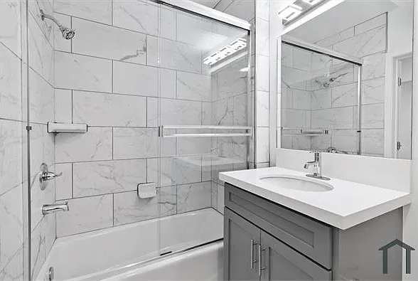 10609 S Inglewood Ave #1 — Photo 16