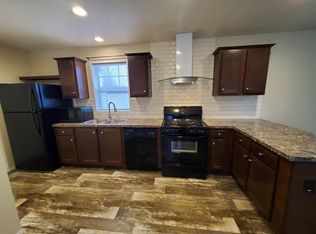 8 Parakeet Hill Dr #147, Lake Orion, MI 48359