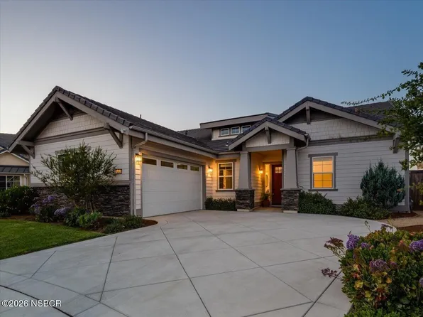 5812 Lady Bells Dr, Santa Maria, CA 93455