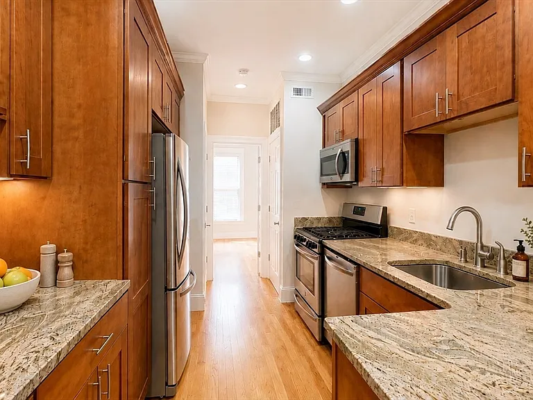36 Appleton St #2 — Photo 4
