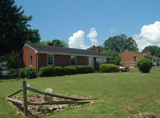 7010 Brookview Rd, Roanoke, VA 24019