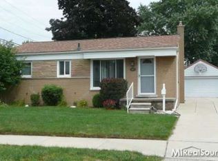 707 Venoy Ave, Madison Heights, MI