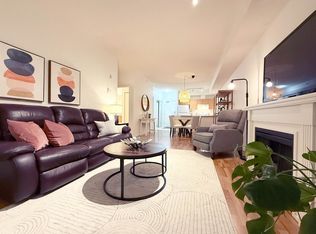 10088 148th St #403, Surrey, BC V3R3M9