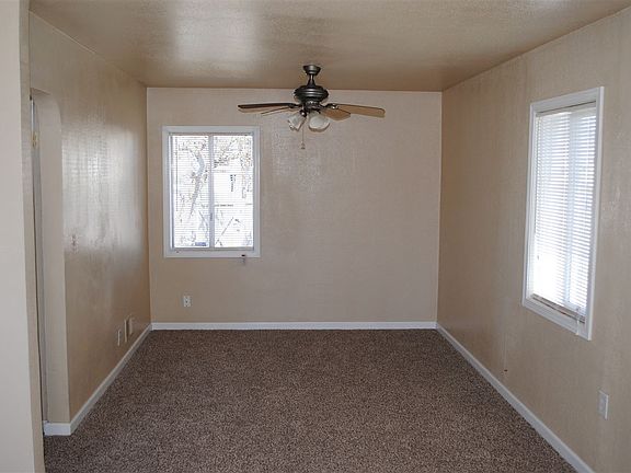 5th image of 1327 E Courtland Ave