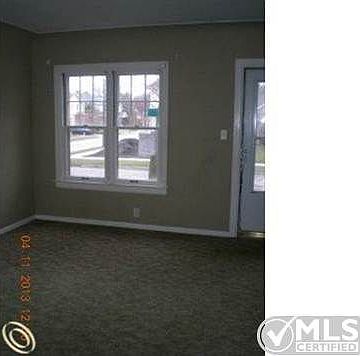 living room.JPG