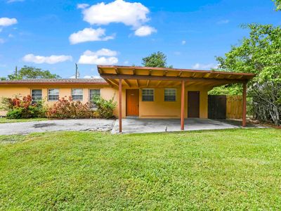 1924 Ware Circle, West Palm Beach, FL, 33409