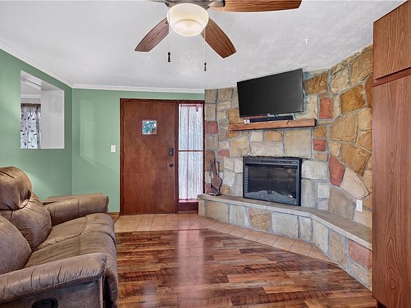 5th image of 6714 Highland Ave