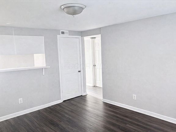 2nd image of 3585 Cushing Dr
