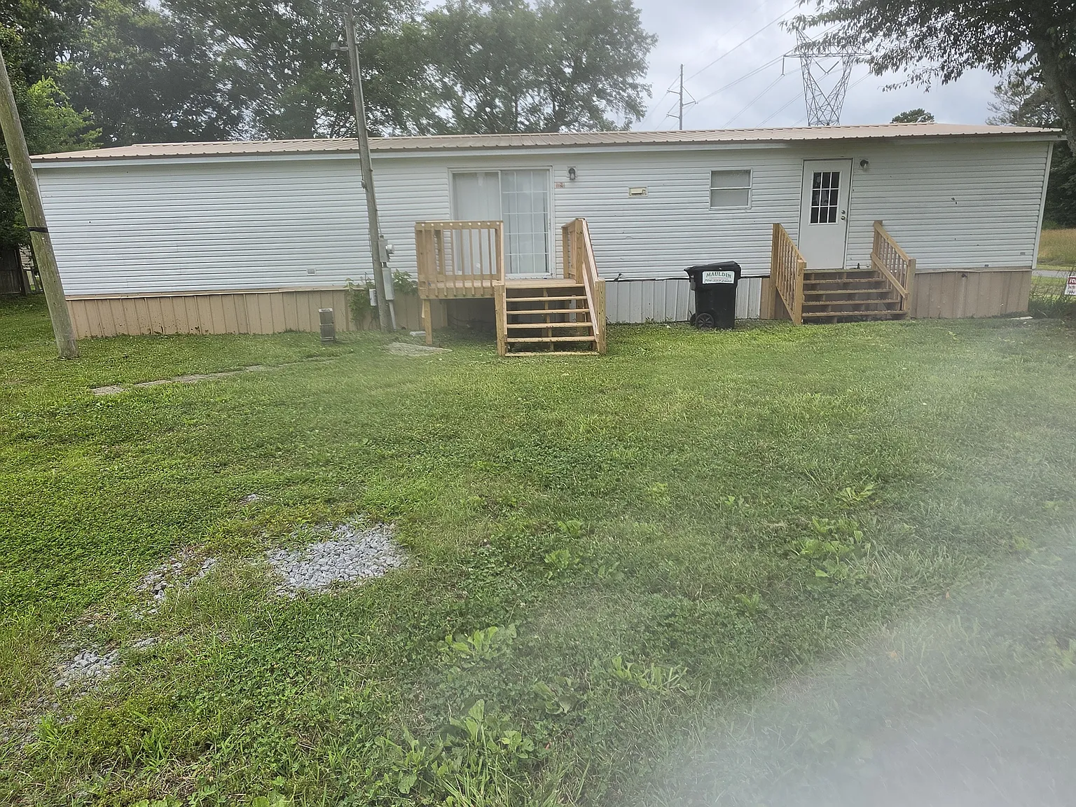 3 bed, 1680 sqft, $1,500 — Photo 2