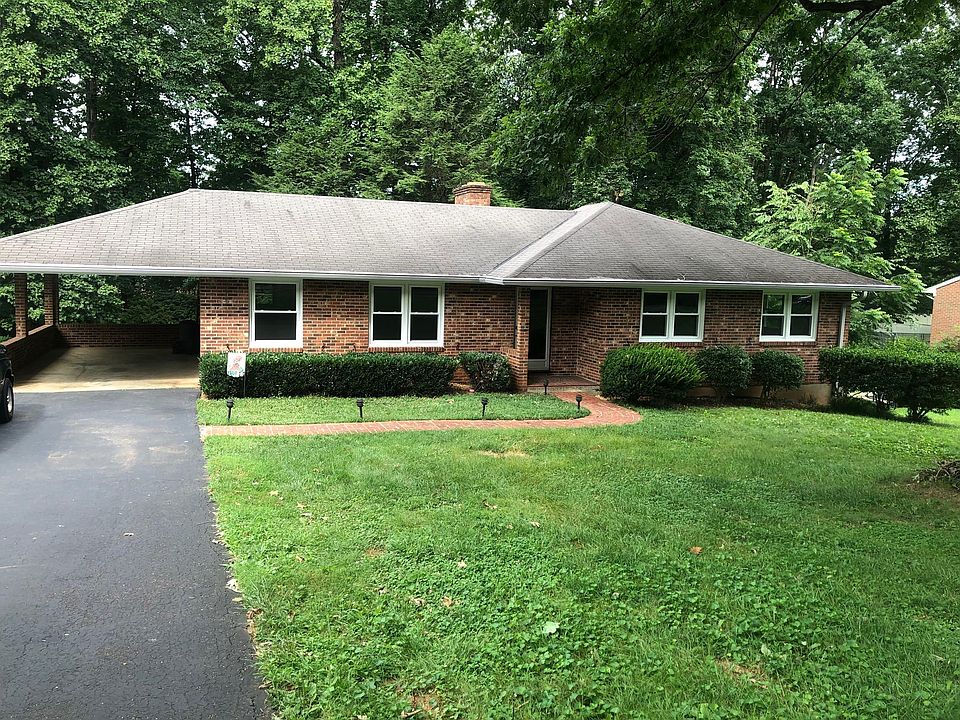 1st image of 372 Dawnridge Dr