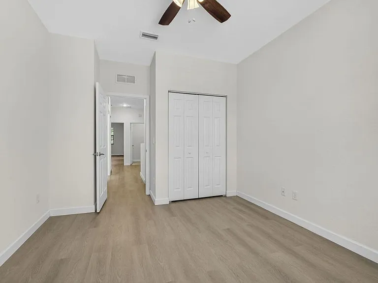 10348 Wellington Parc Dr — Photo 11