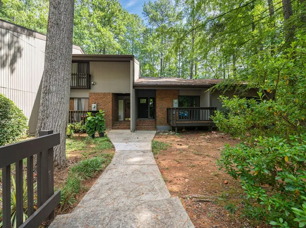 710 Constitution Dr #206, Durham, NC 27705