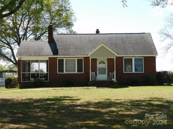 2033 Highway 161 S, York, SC 29745