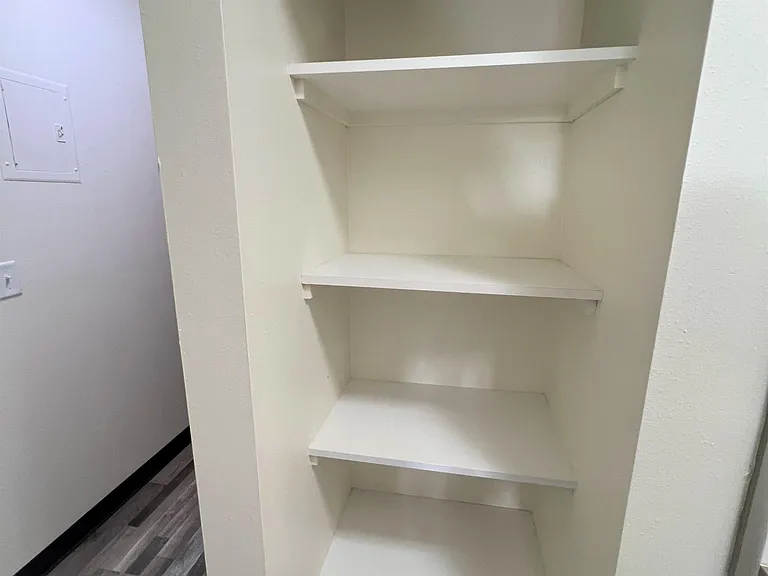 209 S Roosevelt St — Photo 10