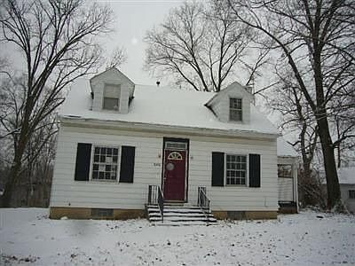 1st image of 3516 W Hillcrest Ave