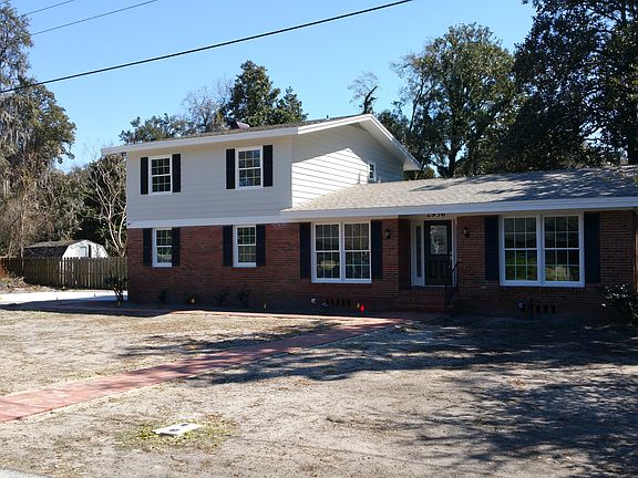 5th image of 2936 Amellia Dr