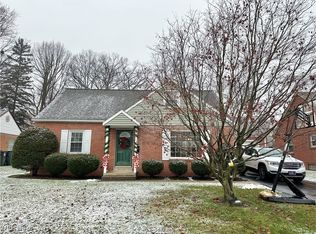 714 Roselawn Ave NE, Warren, OH