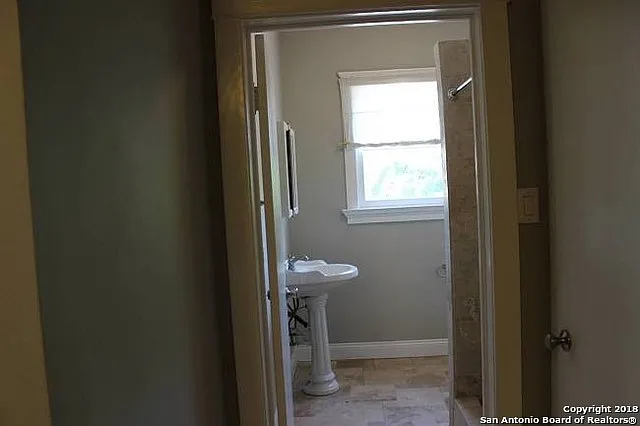 628 S Saint Marys St #200 — Photo 13