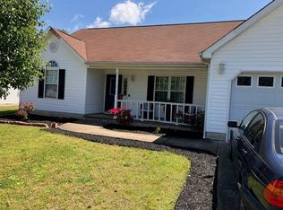 579 Colony Cir, Fort Oglethorpe, GA 30742