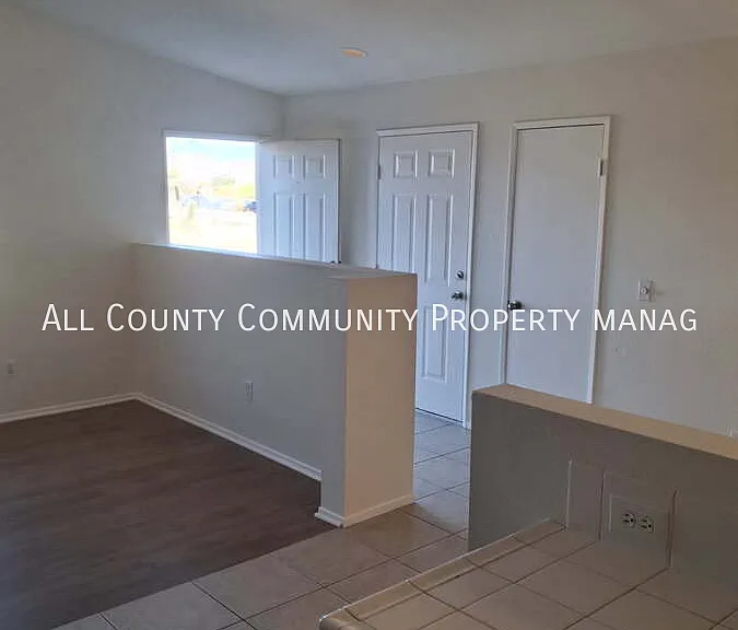 58439 Palisade Dr #B — Photo 8