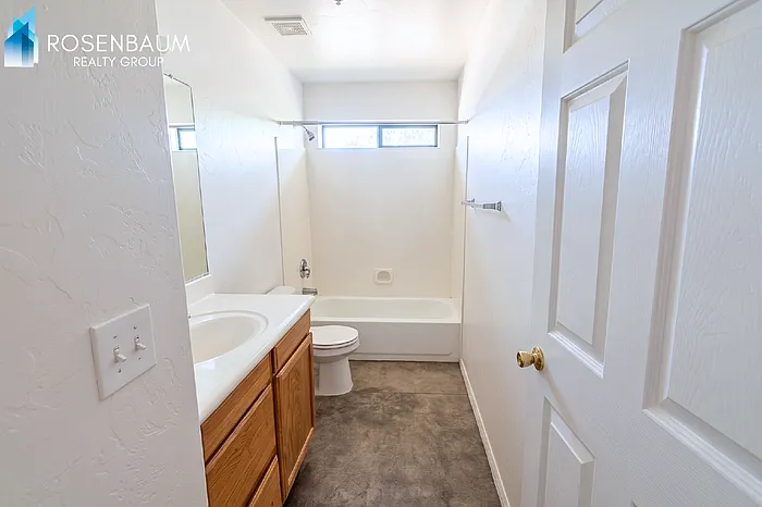 5636 E 26th St #3 — Photo 10