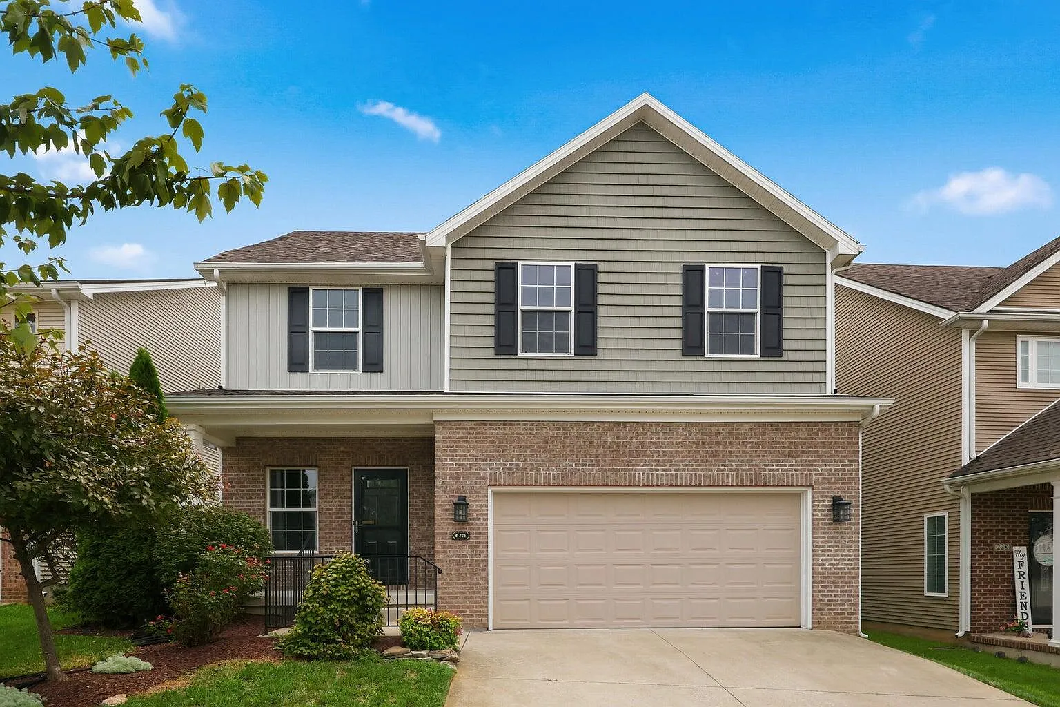 4 bed, 2.5 bath, 1948 sqft, $2,500 — Photo 1