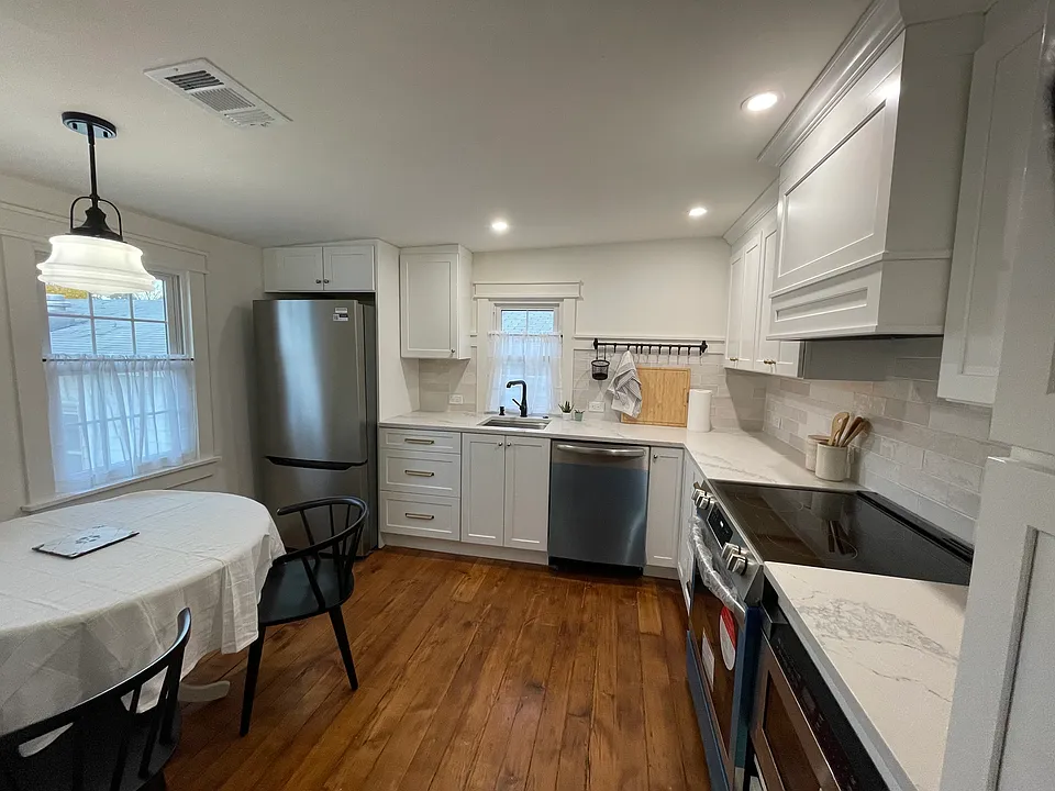 kitchen - 2nd floor