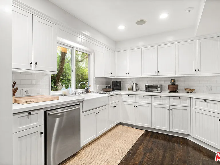 2107 El Roble Ln — Photo 14