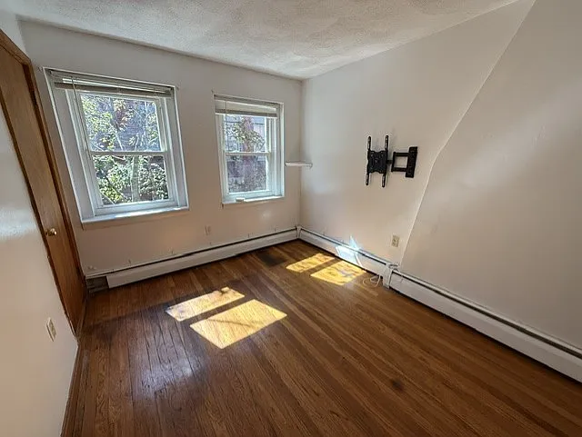 2 bed, $3,500 — Photo 3