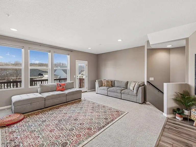 573 Satori Way — Photo 13