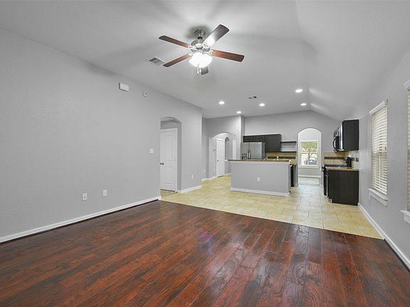 2nd image of 6911 Rosemont Ct