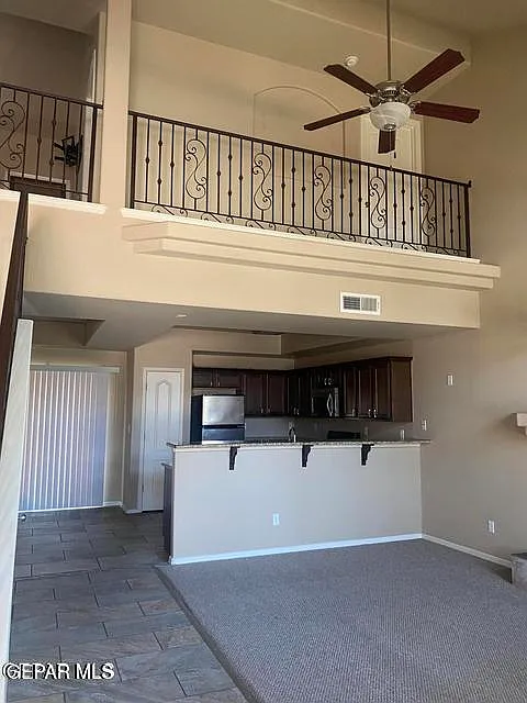 3 bed, 2.5 bath, 1770 sqft, $1,800 — Photo 4