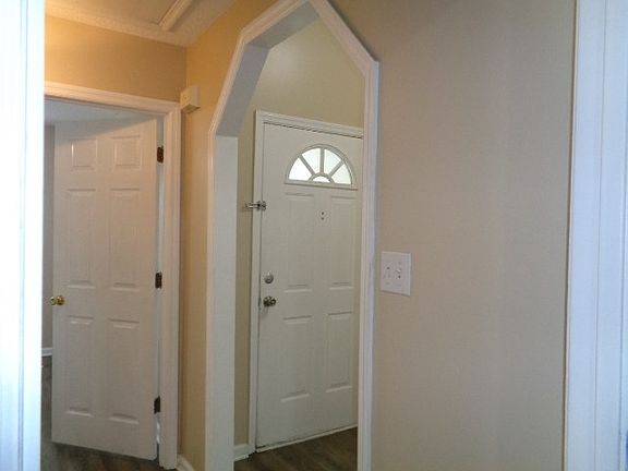 4th image of 4127 Sedgwyck Ln