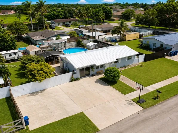 19221 SW 319th St, Homestead, FL 33030