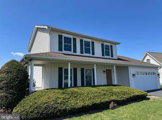 29 Wetherburn Rd, Enola, PA 17025