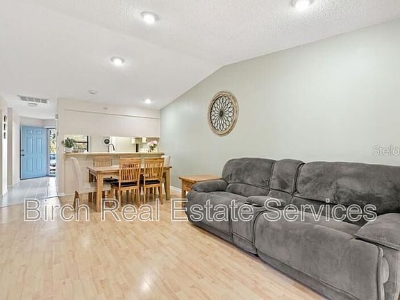 3rd image of 2131 Ridge Rd S APT 108