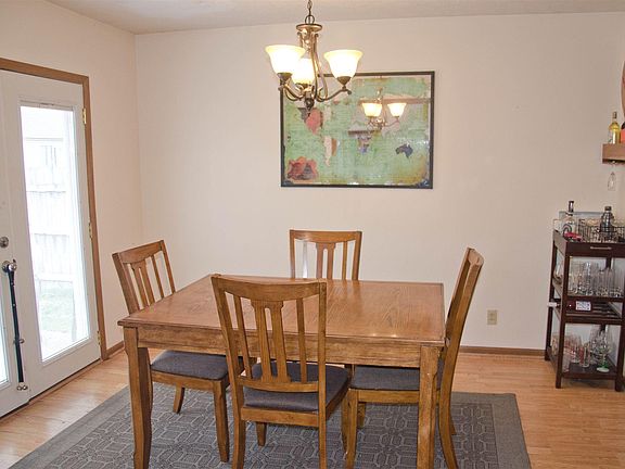 5th image of 3342 Trafalgar Ct