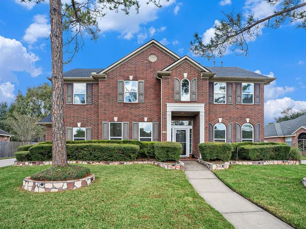 1412 Cambridge Drive, Friendswood, TX 77546