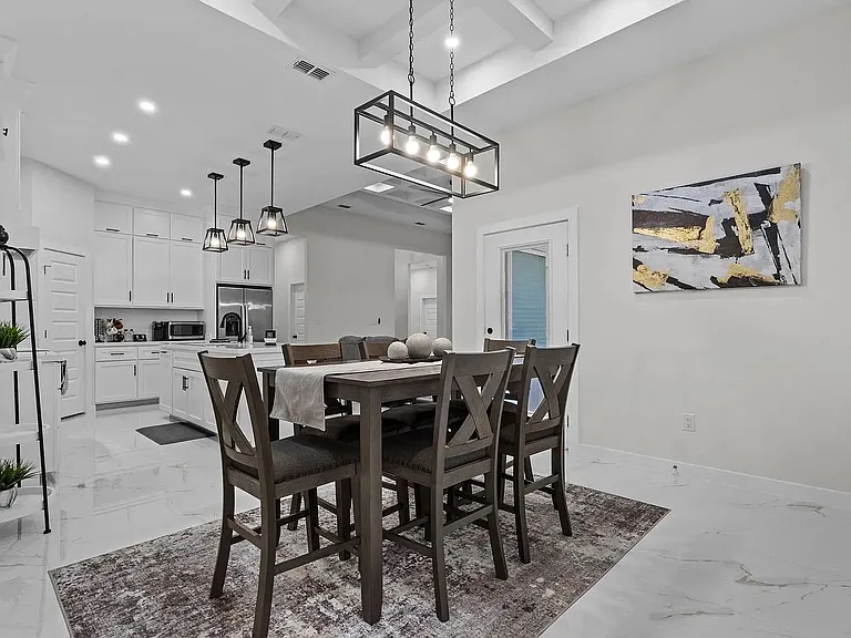 7425 Lake Havasu — Photo 5