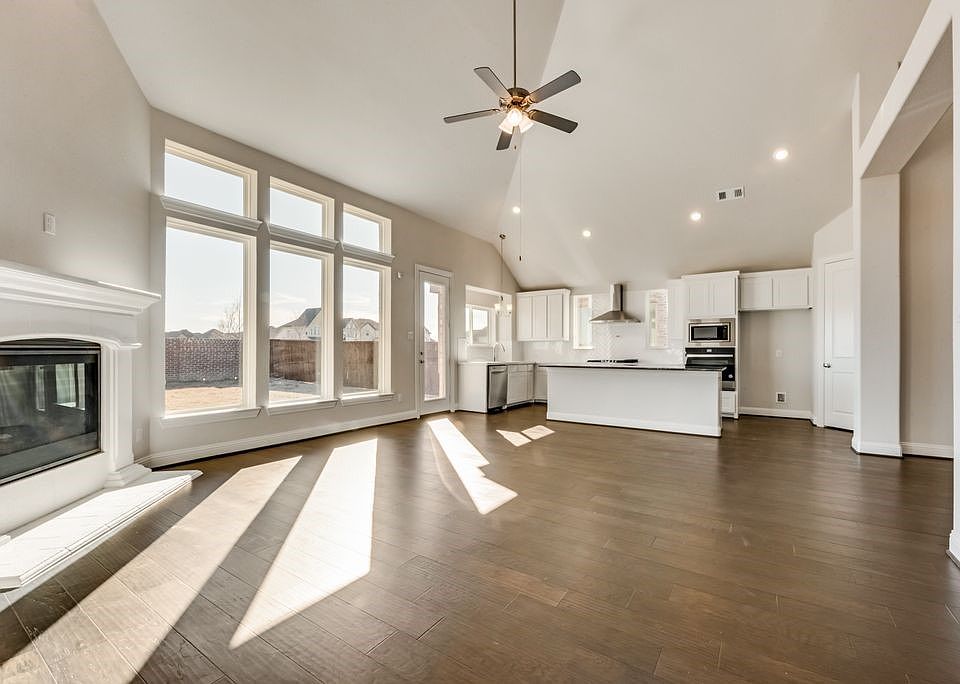 1st image of 446 Matador Dr