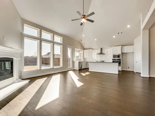 446 Matador Dr, Fate, TX 75189