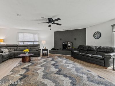30949 Charles St, Romulus, MI, 48174