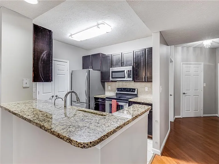 1250 Parkwood Cir SE #2201 — Photo 13