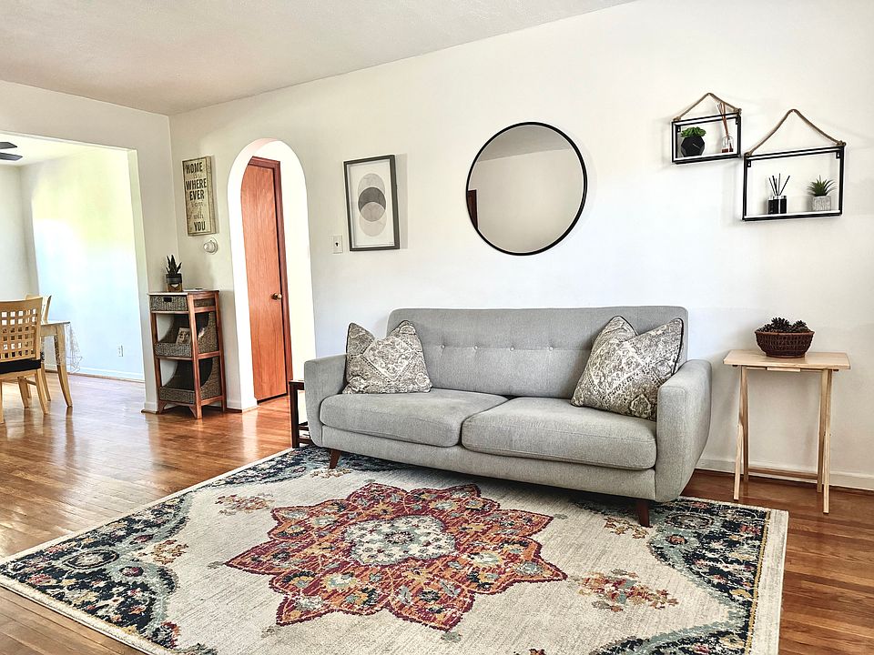 1st image of 3512 Hazelwood Ave APT 3