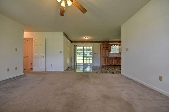4th image of 5115 Asheville Hwy
