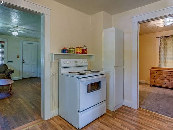 5th image of 2020 C St
