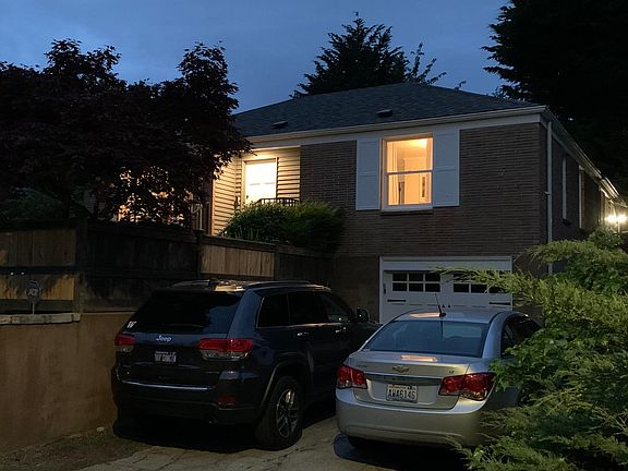 2nd image of 13727 1st Ave NE
