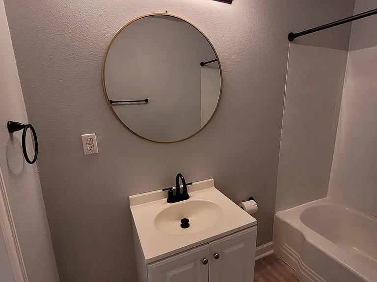 2402 Old Omen Rd — Photo 7