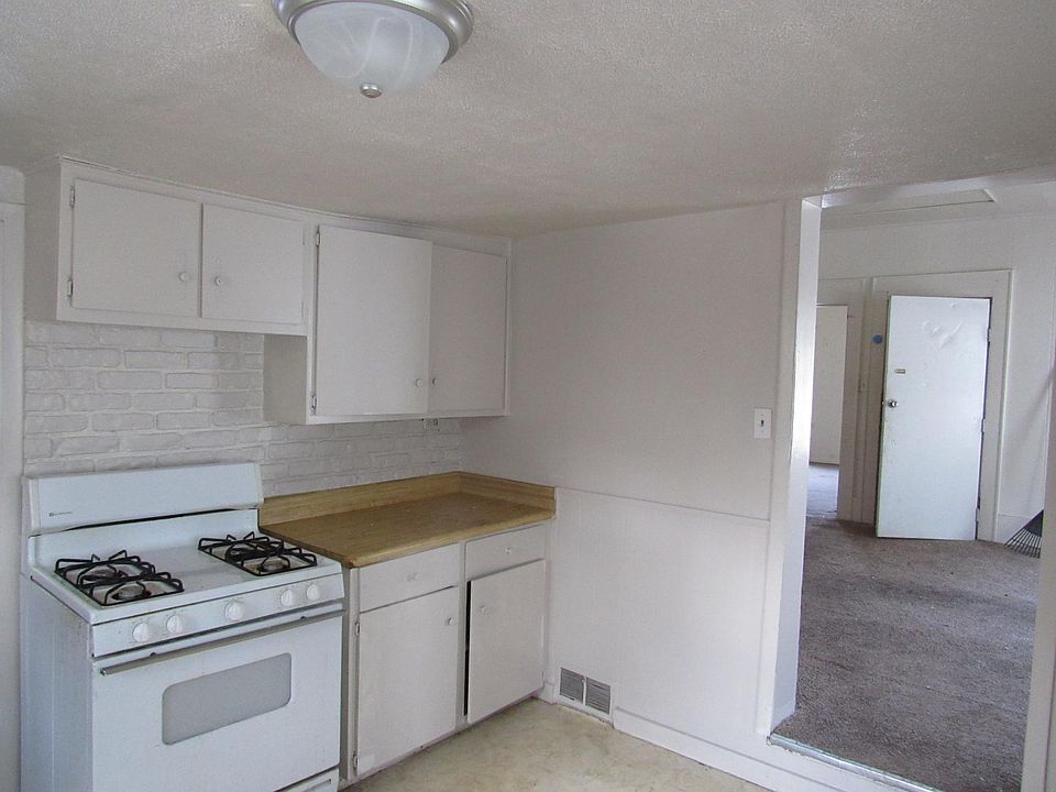 1st image of 609 Park St #2