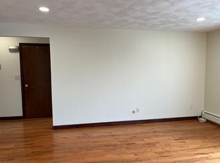 77 Star St APT 1, Pawtucket, RI 02860